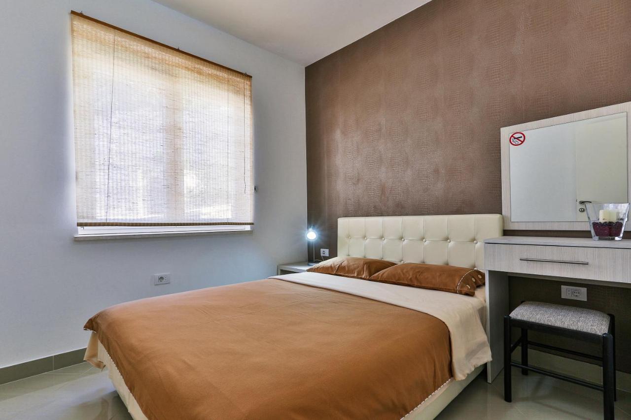 Apartament Zelen Lux Sutomore Zewnętrze zdjęcie